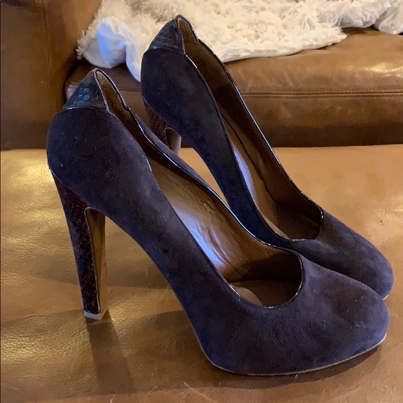 Donald J. Pliner Shoes - ❤️ DONALD J PLINER Suede Snakeskin High Heels 10